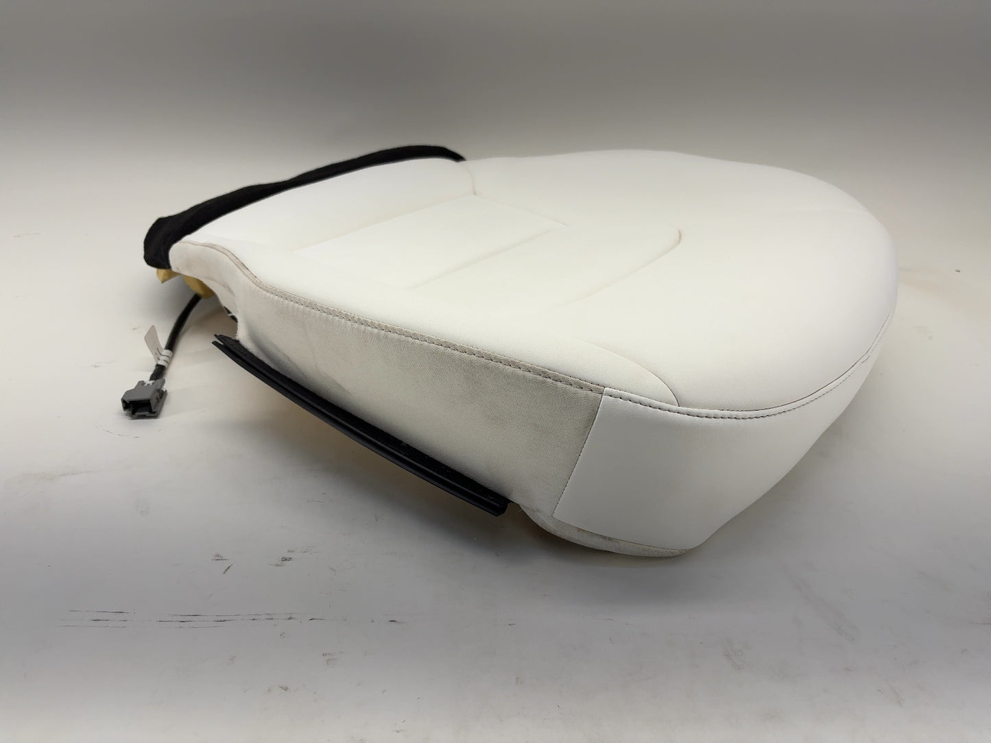 2022 Tesla Model Y Front Right Passenger Seat Lower Cushion Black 1452871-02-B