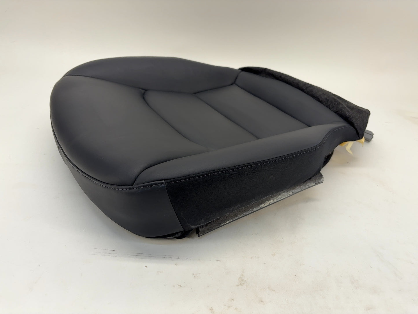 2021-2022 Tesla Model Y Front Right Passenger Seat Lower Cushion Black 1452936-01-D
