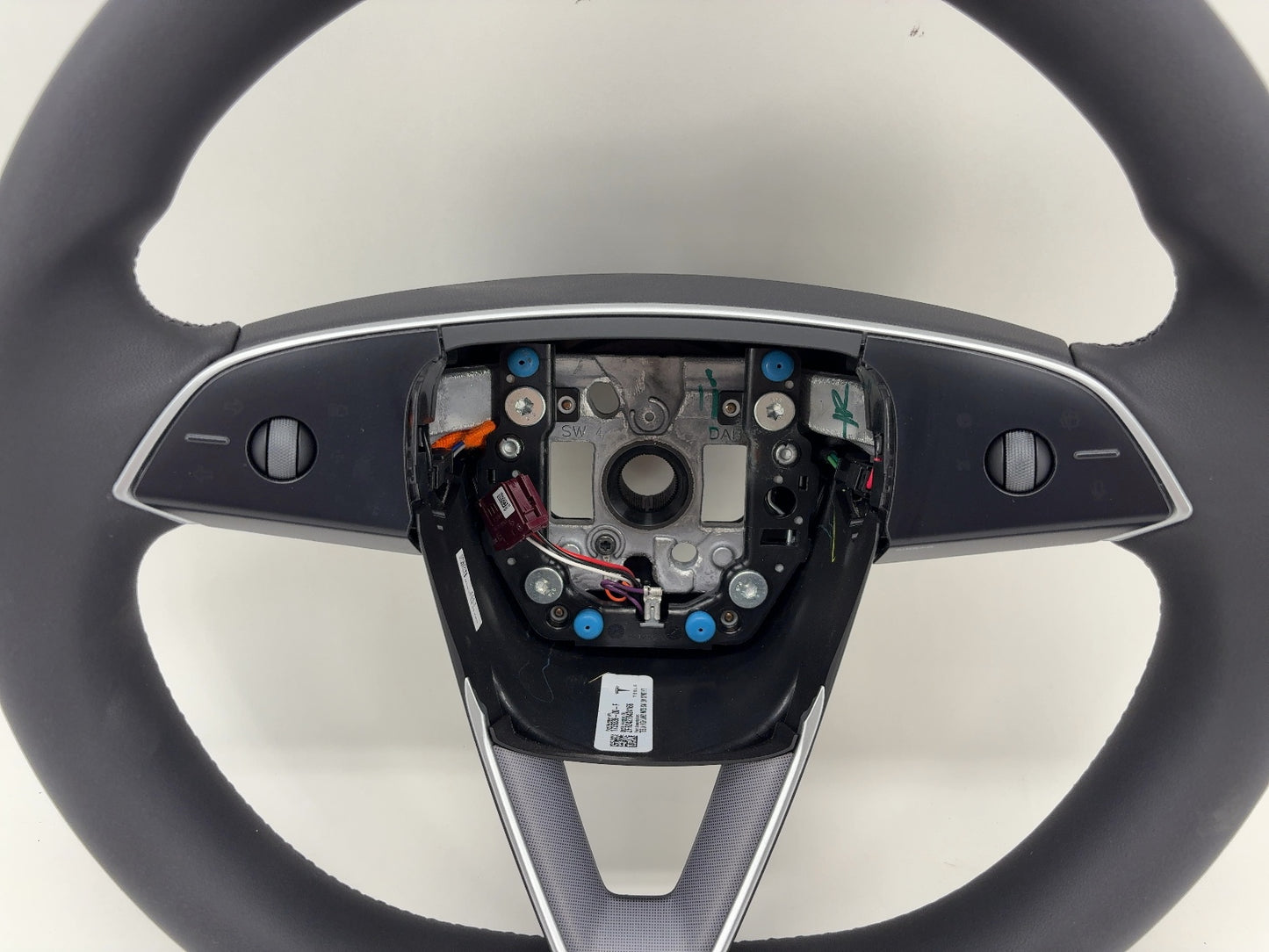 2025 Tesla Model 3 Highland Steering Wheel Pur Leather 1735339-00-F