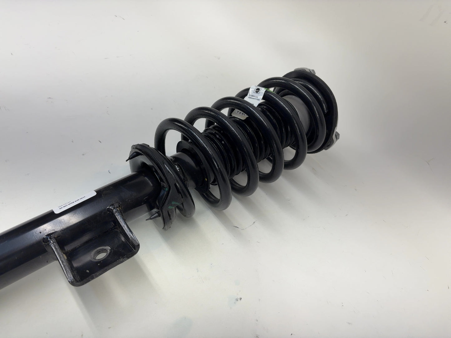 2025 Tesla Model Y Front Left Strut Absorber 1188364-00-H