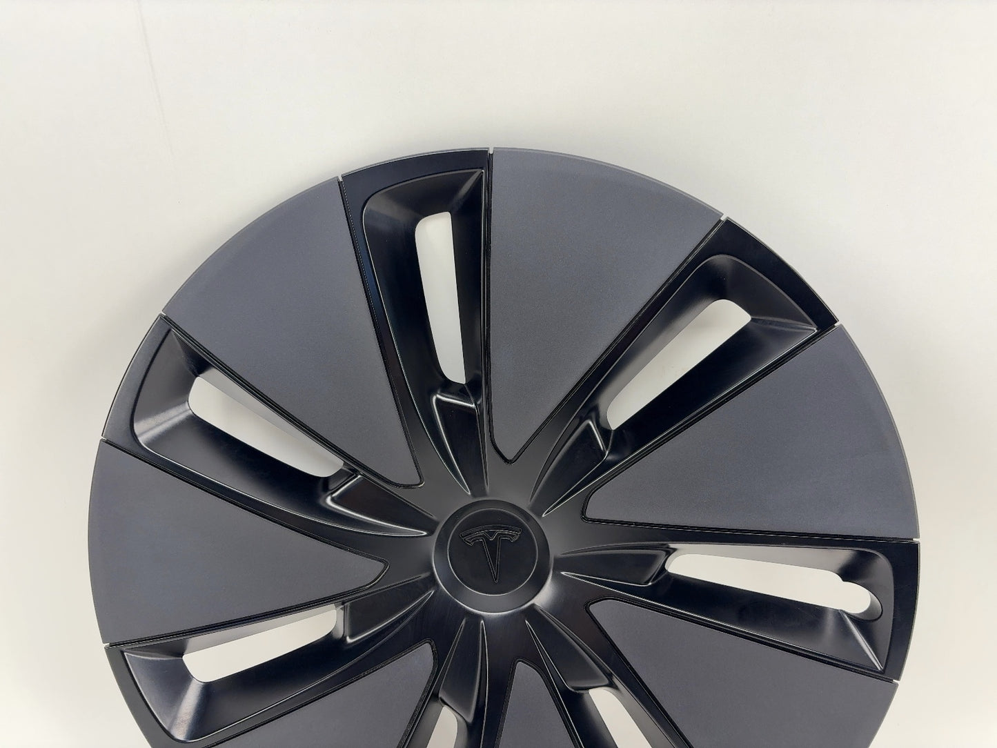 2025 Tesla Model 3 Highland 18 Inch Photon Wheel Cover 1344251-P0-B