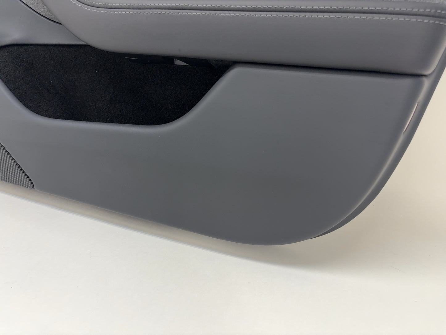 2025 Tesla Model 3 Highland Front Right Door Panel 1776740-20-E