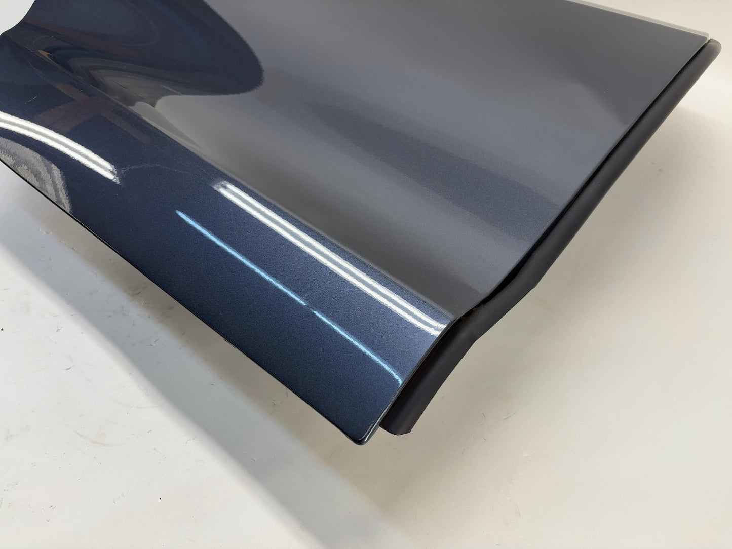 2016 Tesla Model S Rear Right Door Shell 6006566-00-G