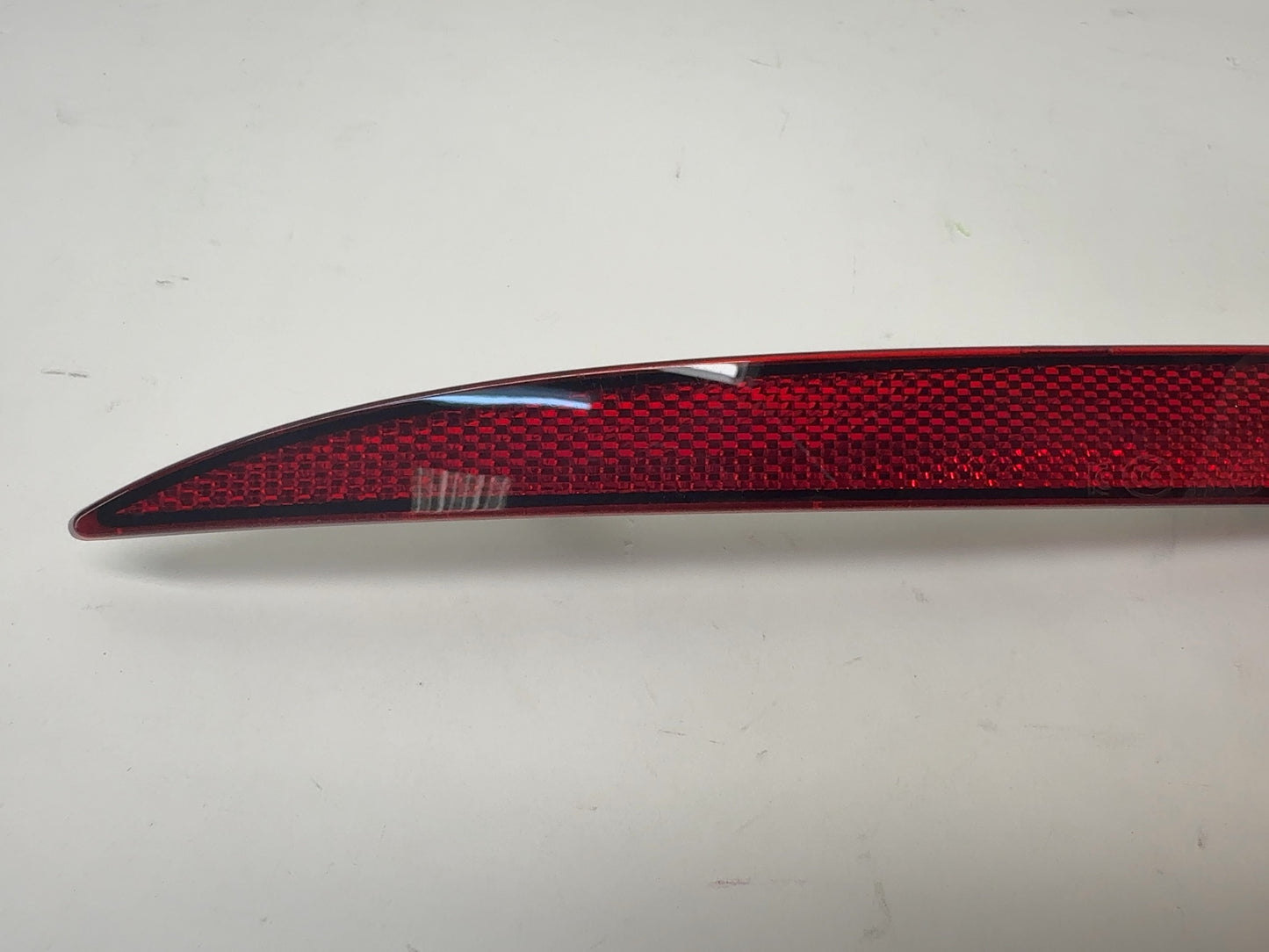 2021 Tesla Model 3 Rear Bumper Reflector Left 1077406-00-A