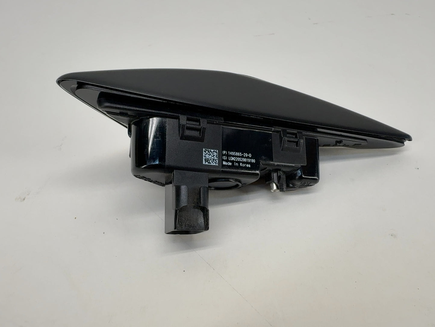2022-2023 Tesla Model Y Right Repeater Camera 1495865-20-D