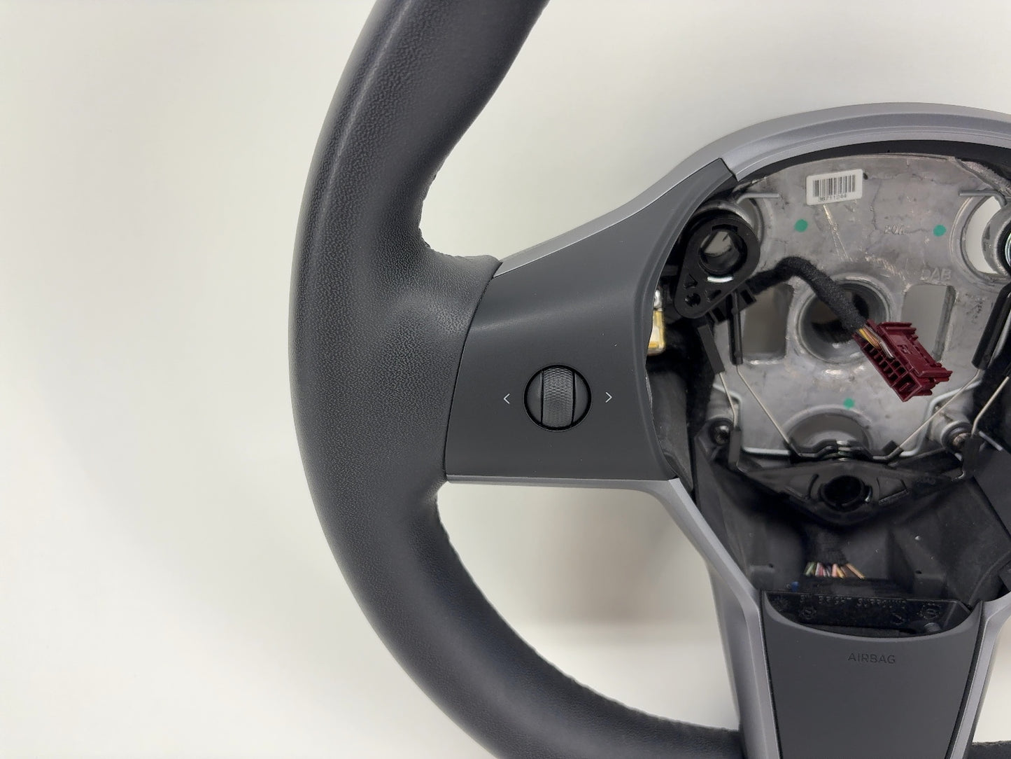 2021 Tesla Model Y Steering Wheel Pur Leather 1095222-00-N