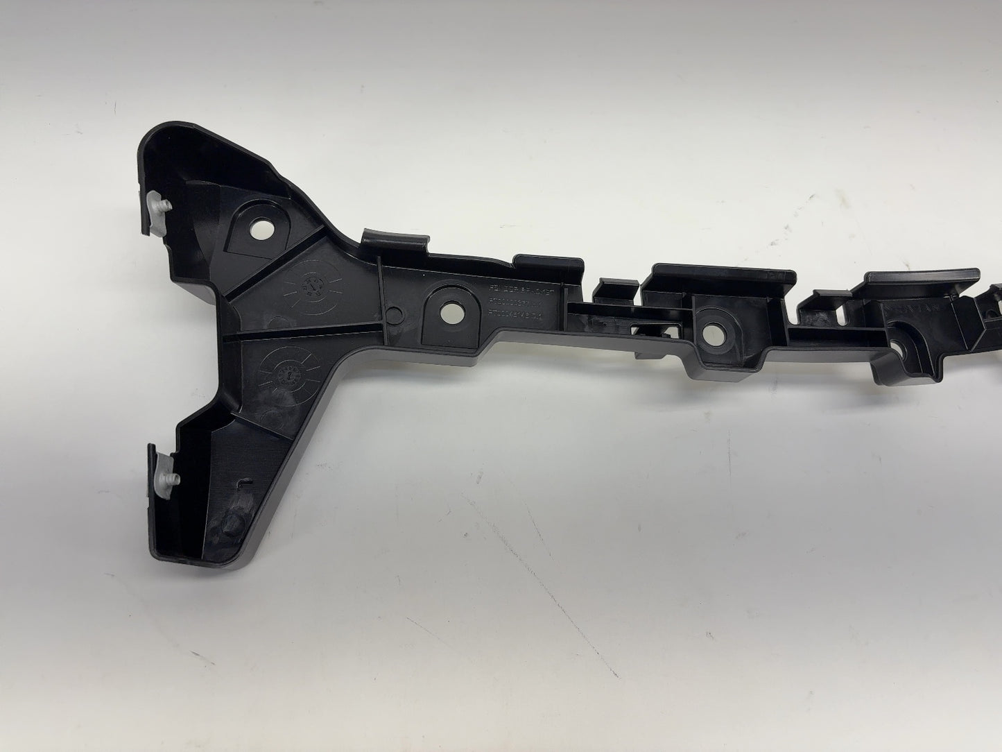 2023 Rivian R1S Left Fender Bracket PT00045146-D