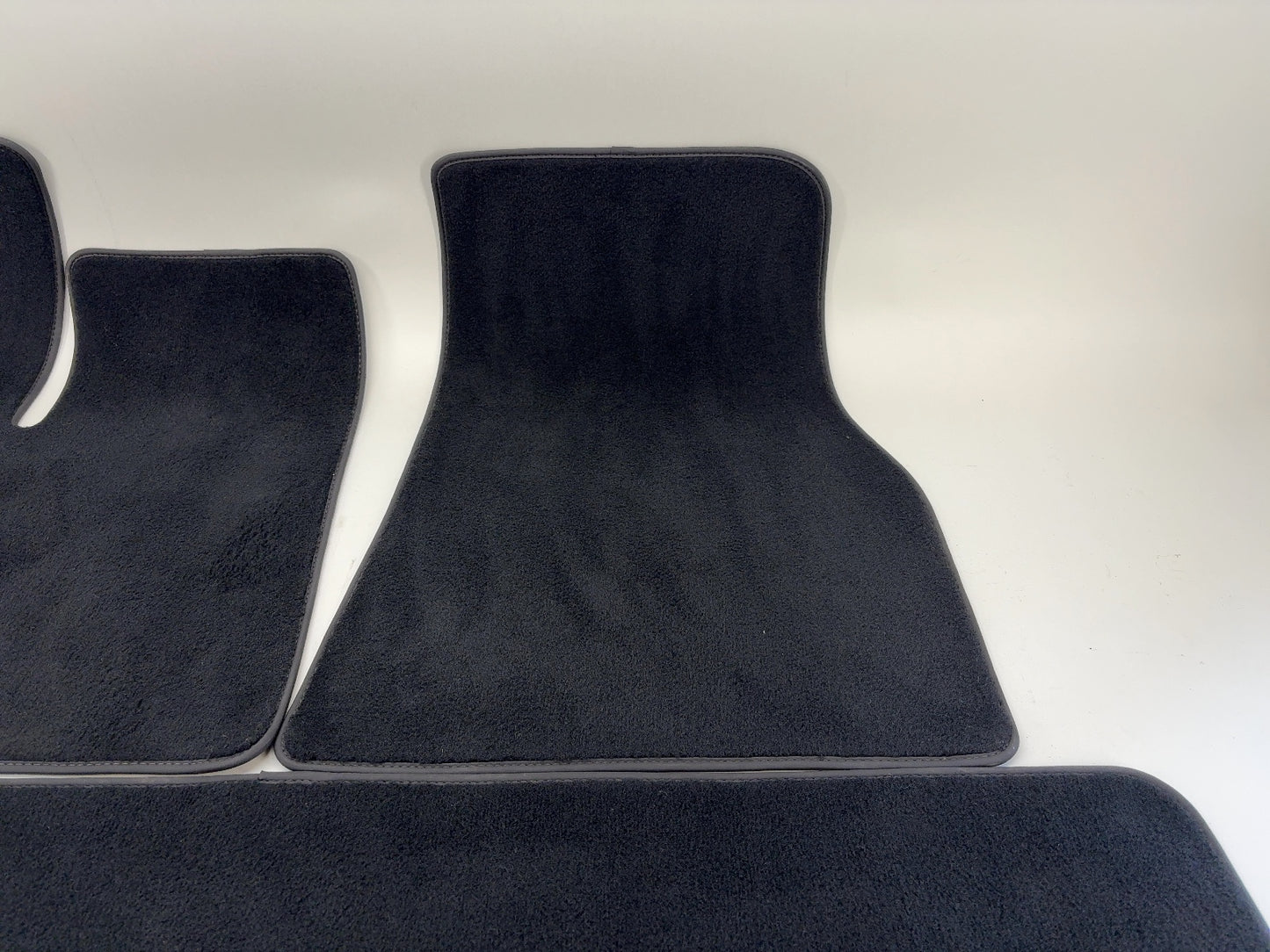 2021 Tesla Model Y Floor Mat Set 1493064-00-D