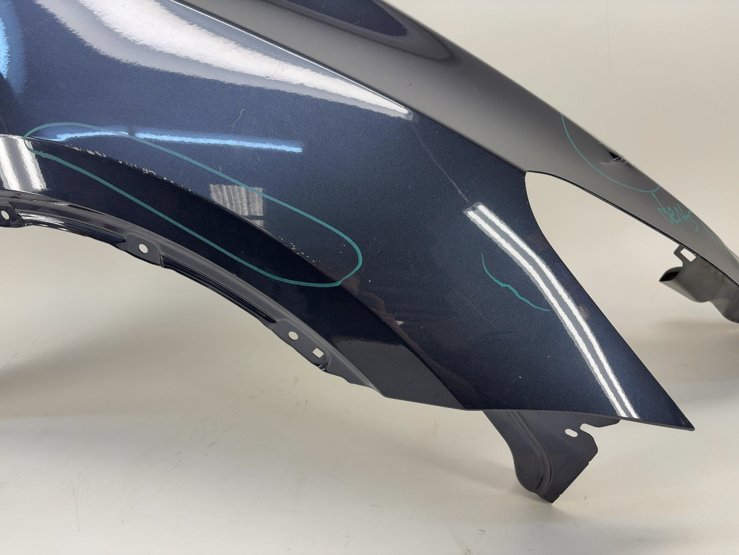 2020-2024 Tesla Model Y Right Fender 1493452-E0-B
