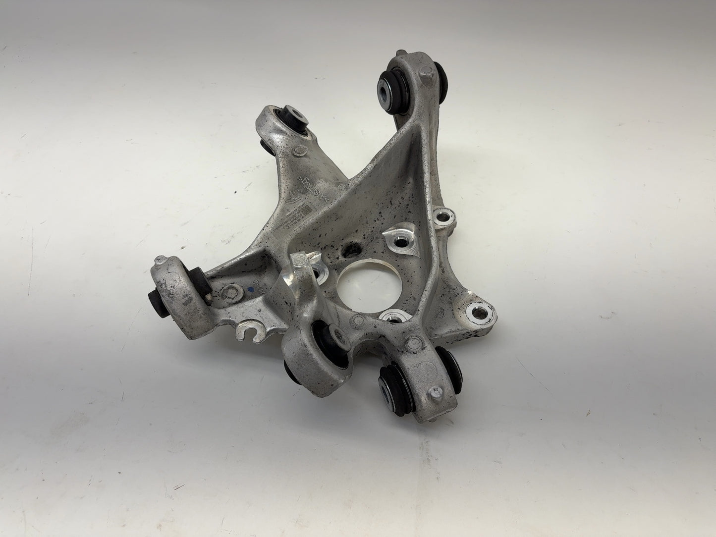 2021 Tesla Model 3 Rear Knuckle Left 1044411-00-F