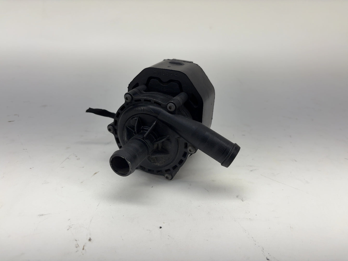 2019 Tesla Model S Coolant Pump 1490099-00-A