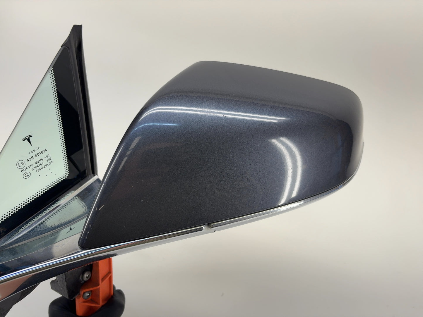 2015 Tesla Model S Front Left Door Mirror Assembly 1041317-00-A