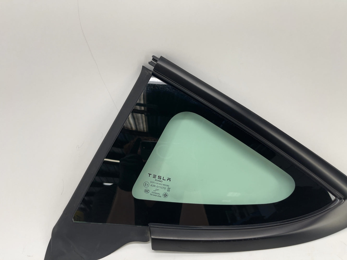 2025 Tesla Model 3 Highland Rear Quarter Glass Left Black 1915483-20-C