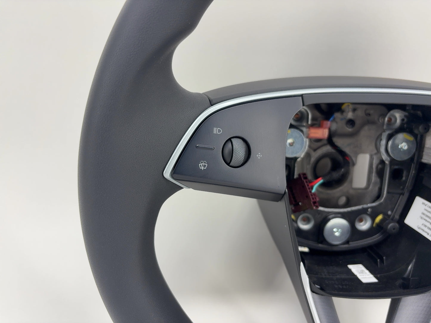 2026 Tesla Model Y Juniper Steering Wheel Pur Leather 2003660-00-F