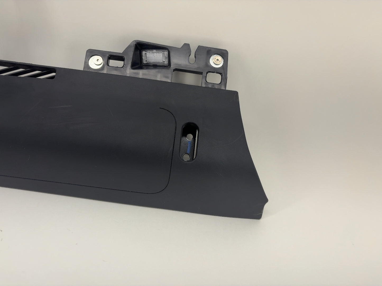 2026 Tesla Model Y Juniper Front Left Driver Knee Airbag 1937331-50-C
