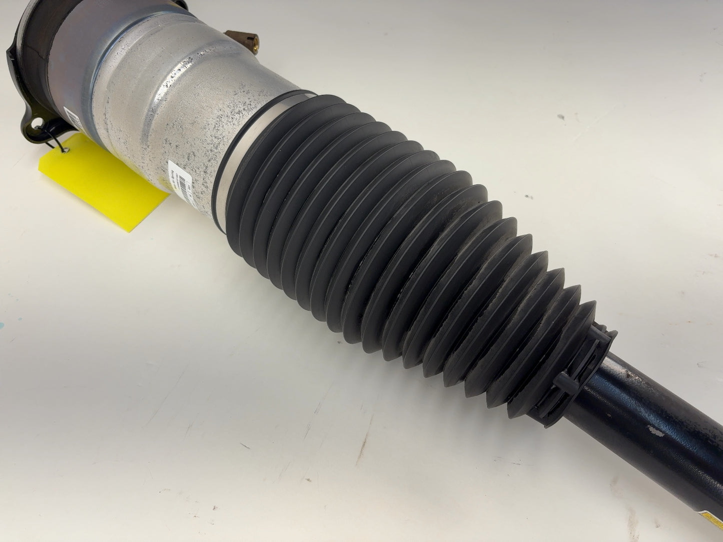 2015 Tesla Model S Rear Air Spring Module Right Dual Motor 6006353-06-C