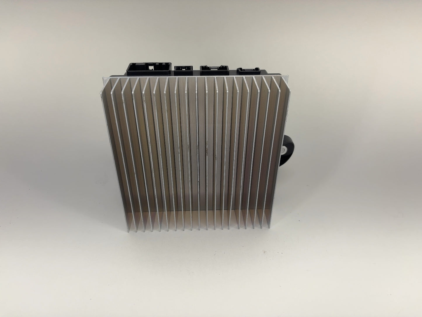 2026 Tesla Model Y Juniper Audio Amplifier 2065912-20-A