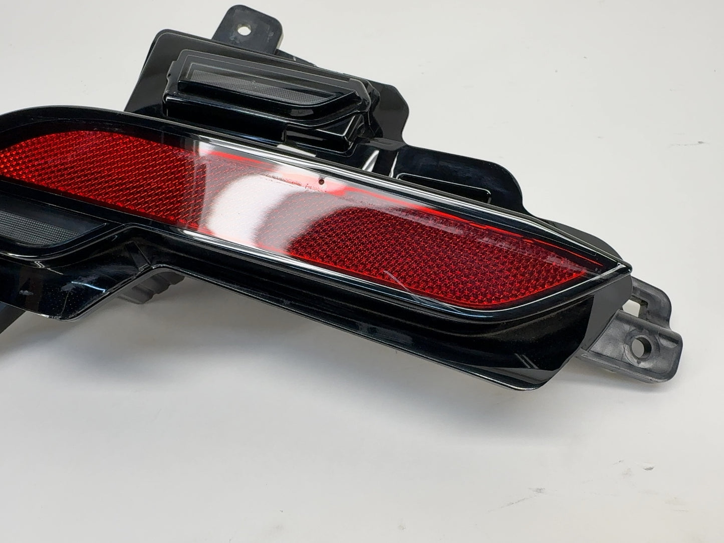 2026 Tesla Model Y Juniper Rear Lamp Left 1979444-10-D