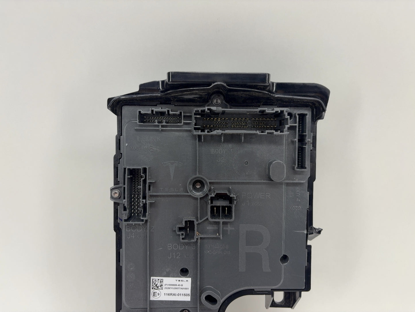 2026 Tesla Model Y Juniper V C Controller Right 1899689-40-B