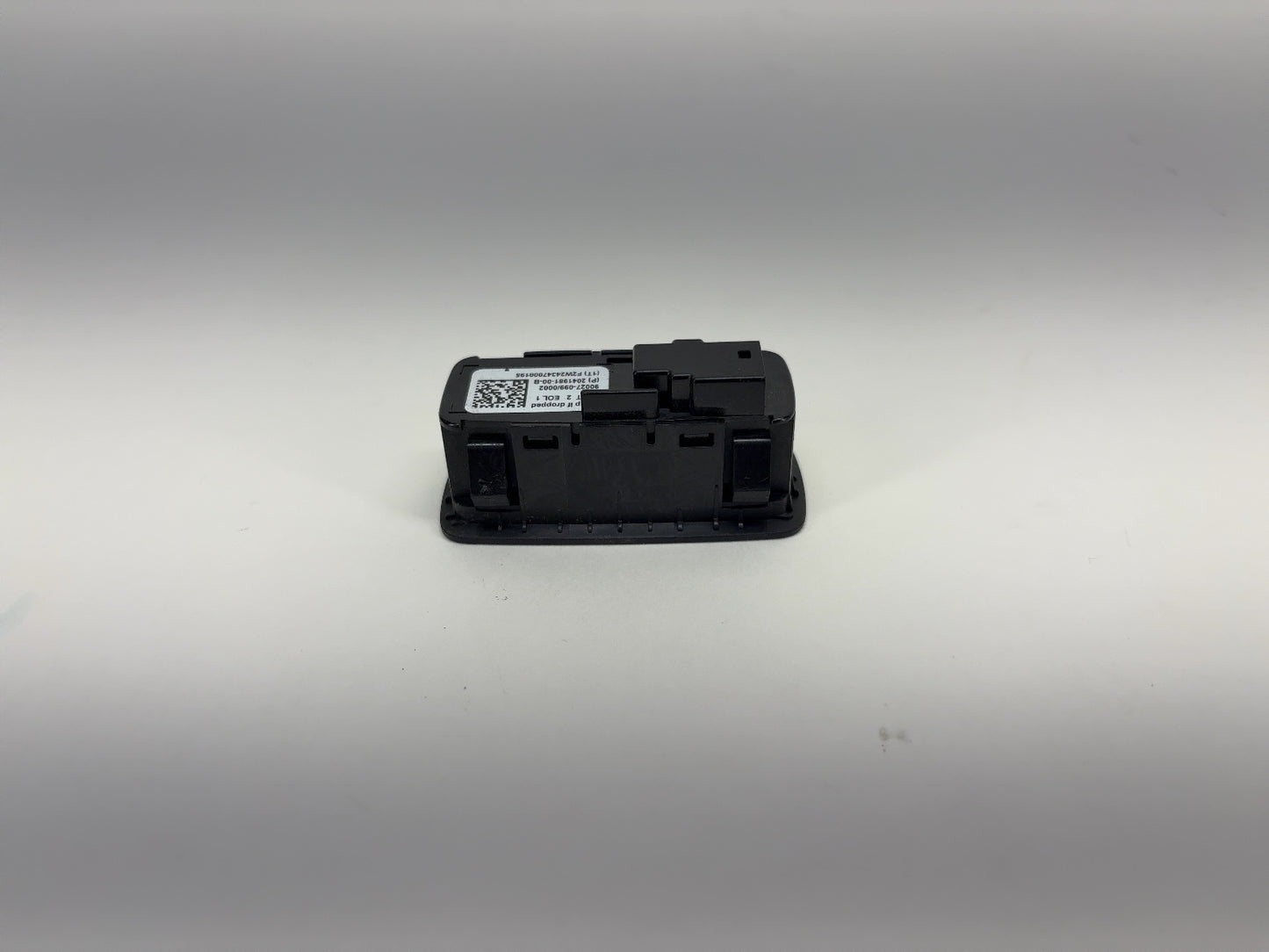 2026 Tesla Model Y Juniper Seat Dump Switch 2041981-00-B