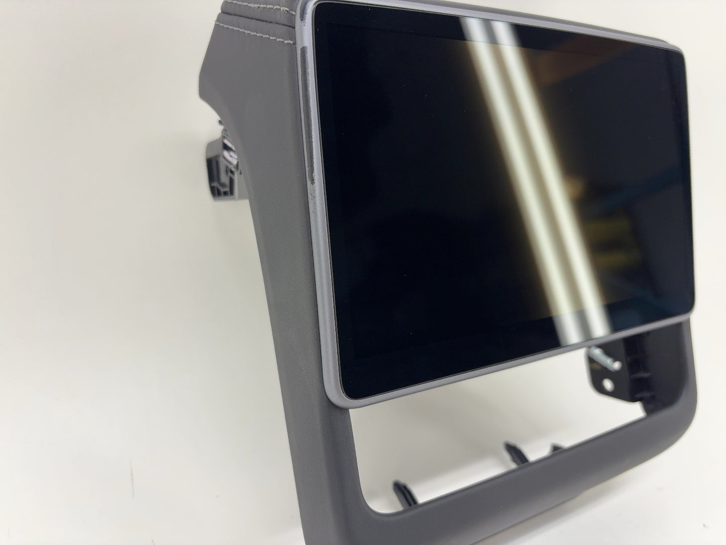 2026 Tesla Model Y Juniper Rear Display 1875931-00-D