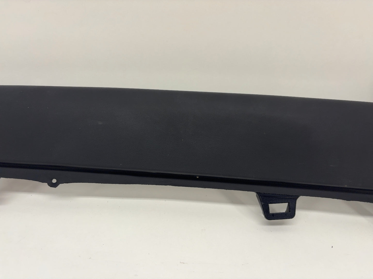 2026 Tesla Model Y Juniper Center Console Hockey Stick Right 1987598-50-G