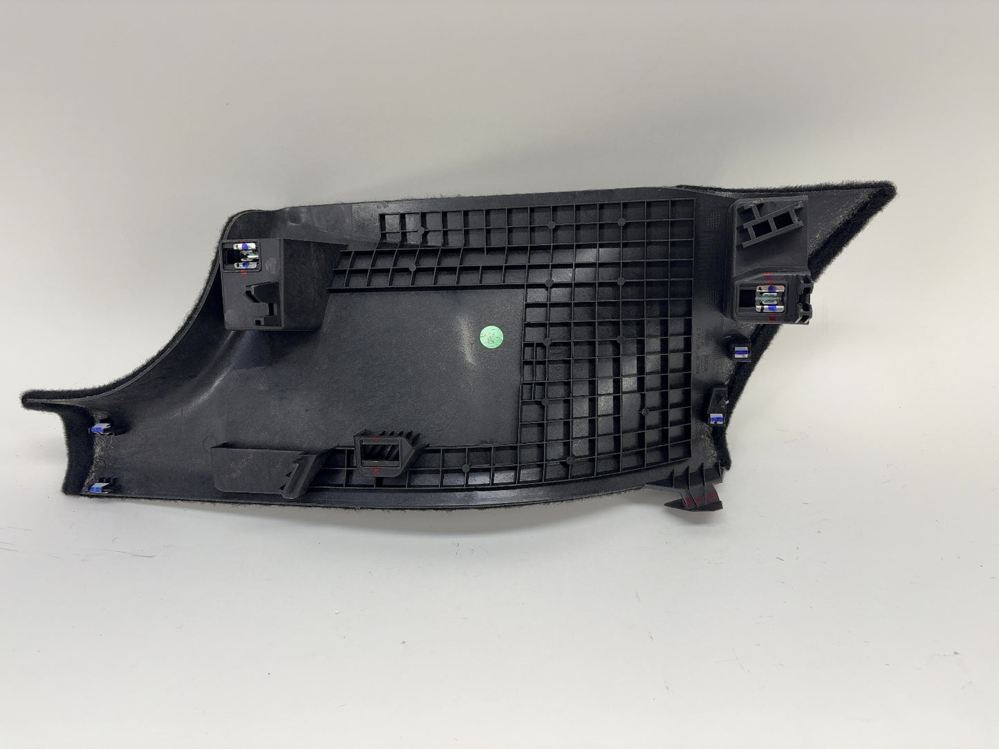2023 Tesla Model Y C Pillar Lower Trim Right 5 Seater 1704659-01-D