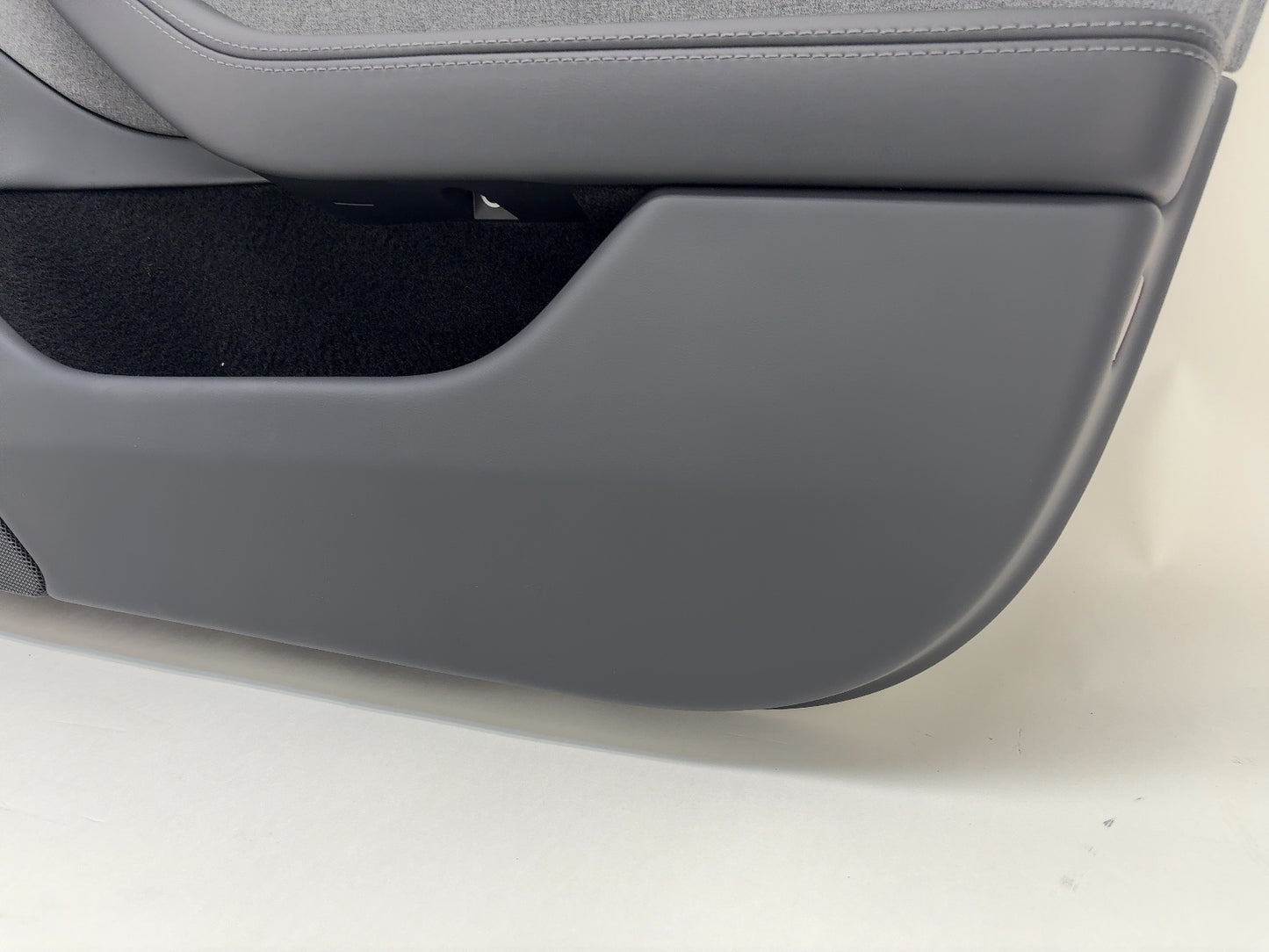 2025 Tesla Model 3 Highland Front Right Door Panel 1776740-20-D