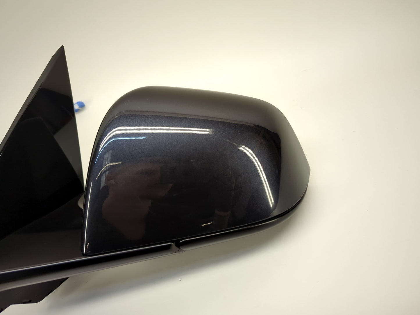 2025 Tesla Model Y Front Left Door Mirror Assembly 1594111-00-F