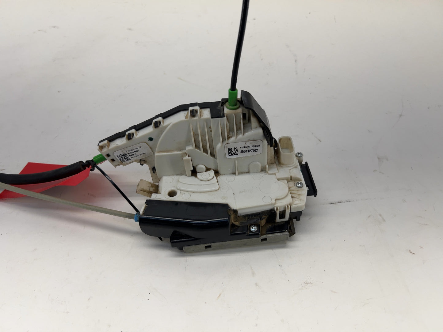 2018 Tesla Model X Front Left Door Latch Assembly 1112063-00-B