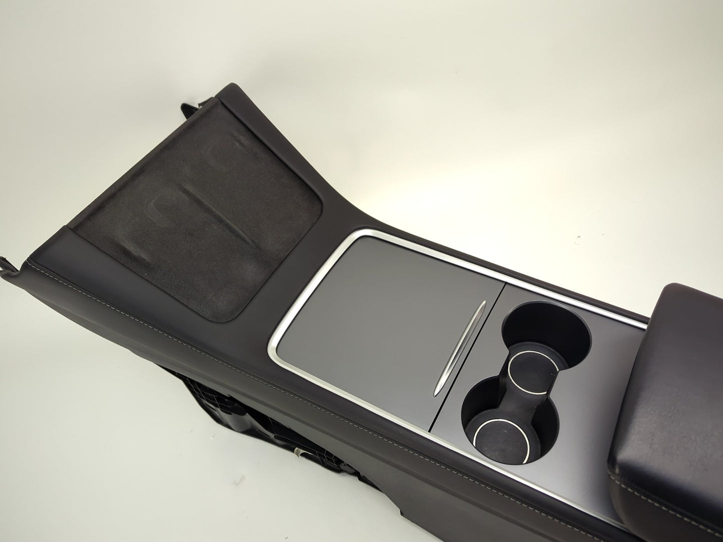 2022-2023 Tesla Model 3 Center Console 2.0 1755503-70-C