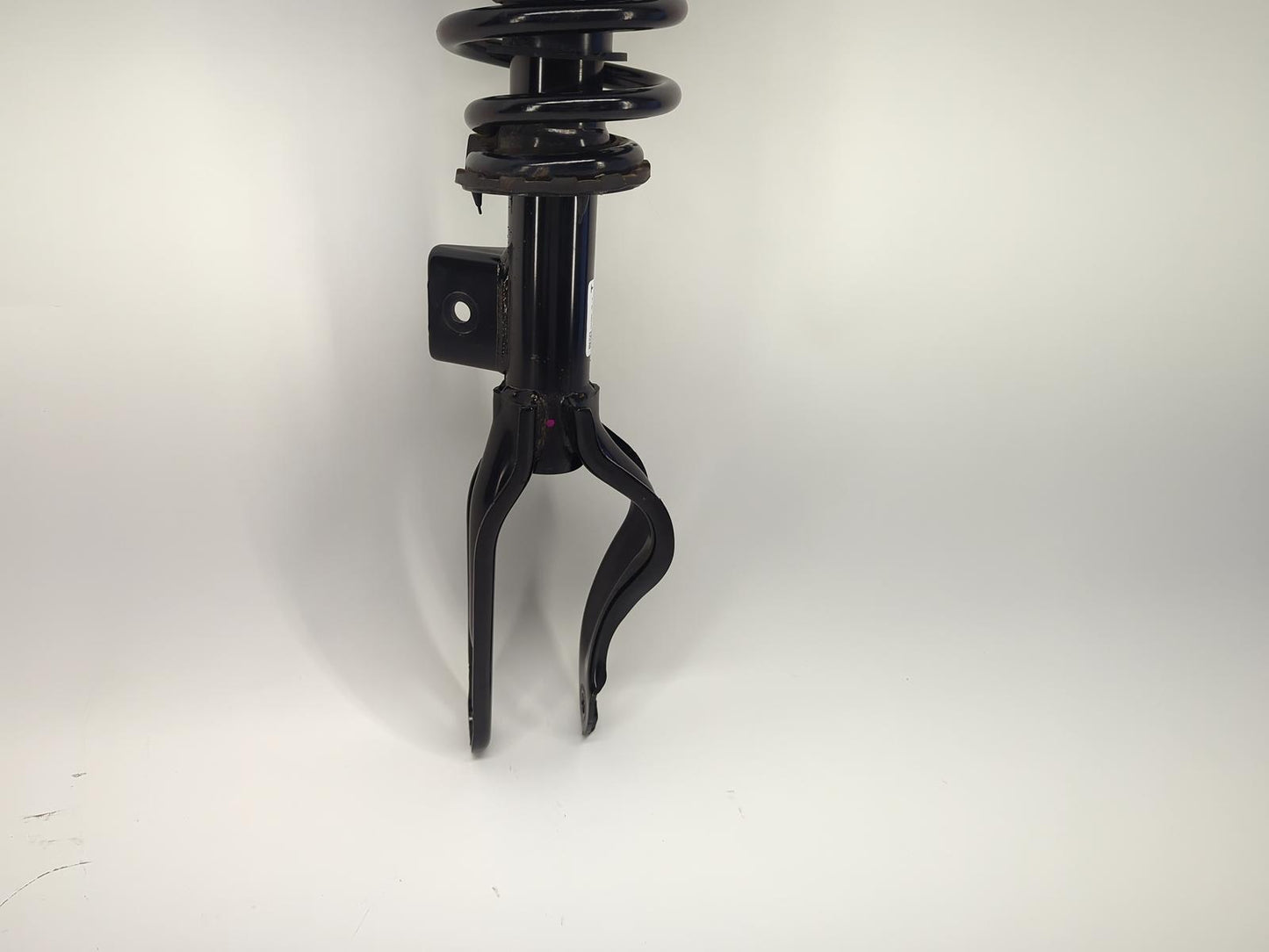 2024-2025 Tesla Model 3 Highland Front Left Strut Absorber AWD 1344366-00-B