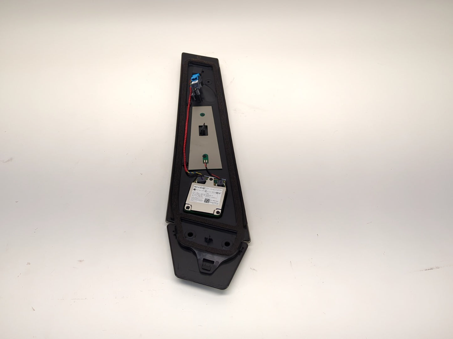 2022-2023 Tesla Model 3 B Pillar Glass w Camera Left 1109253-00-J