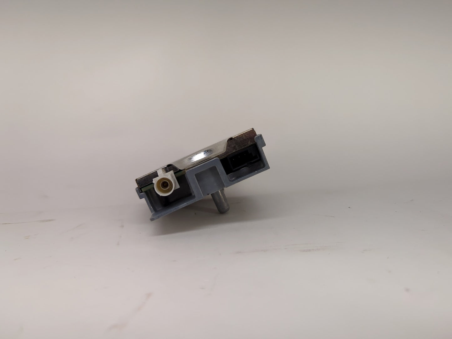 2024-2025 Tesla Model 3 Highland Tuner FM HD 1852817-00-E