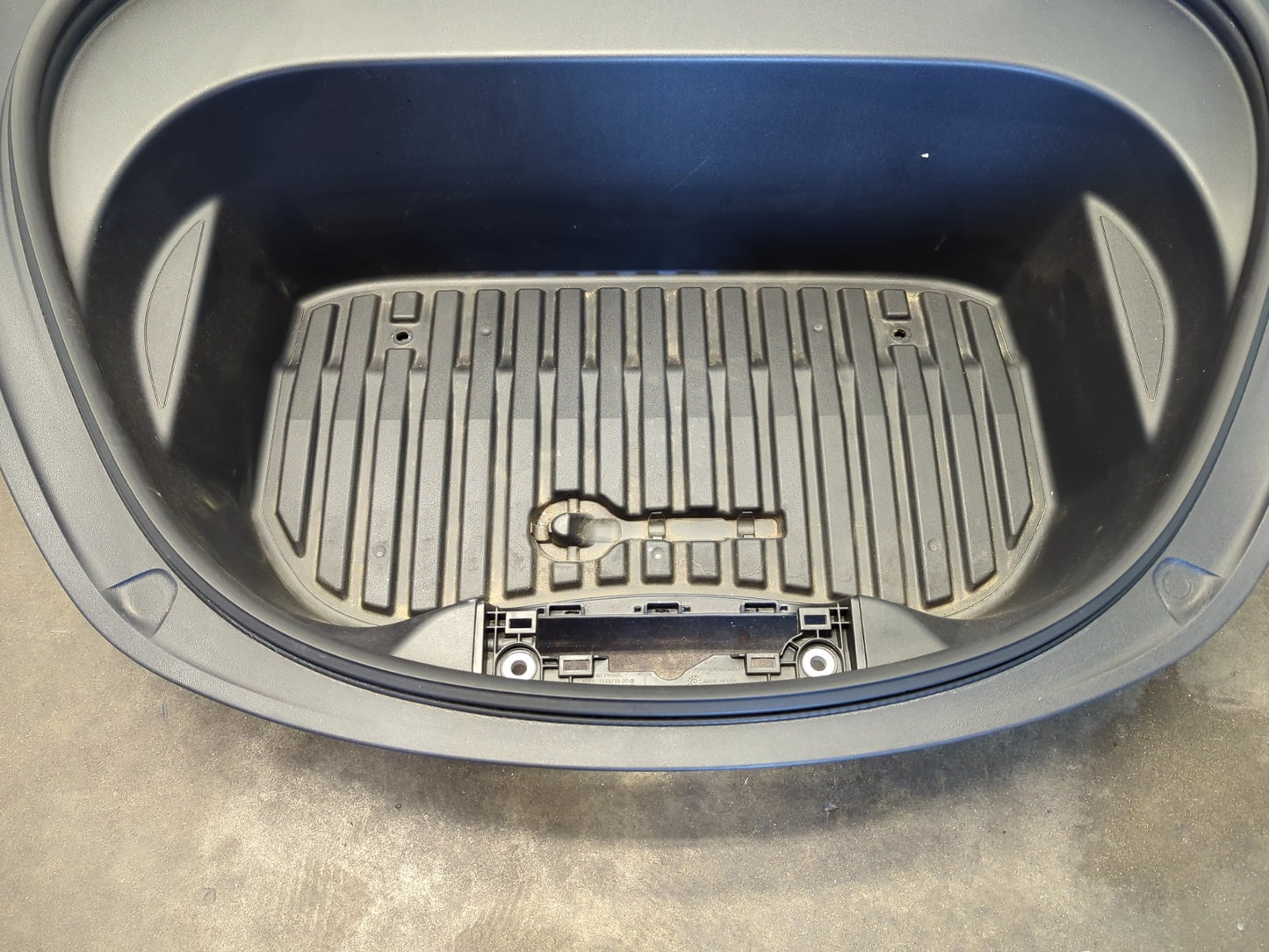 2022-2023 Tesla Model 3 Frunk Tub Storage 1526738-00-B