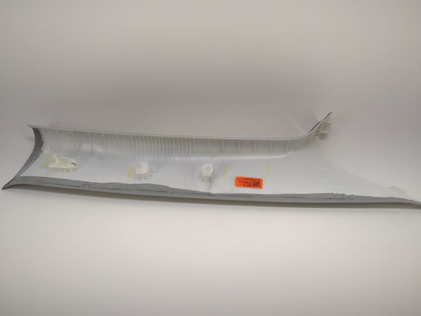 2022 Tesla Model 3 A Pillar Upper Trim Left Providence 1086237-50-J