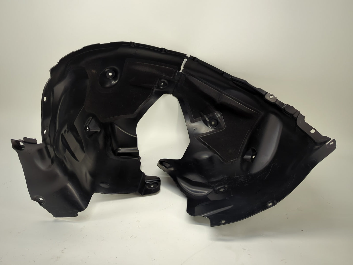 2025 Tesla Model Y Wheel Liner Front Right 1492614-00-C