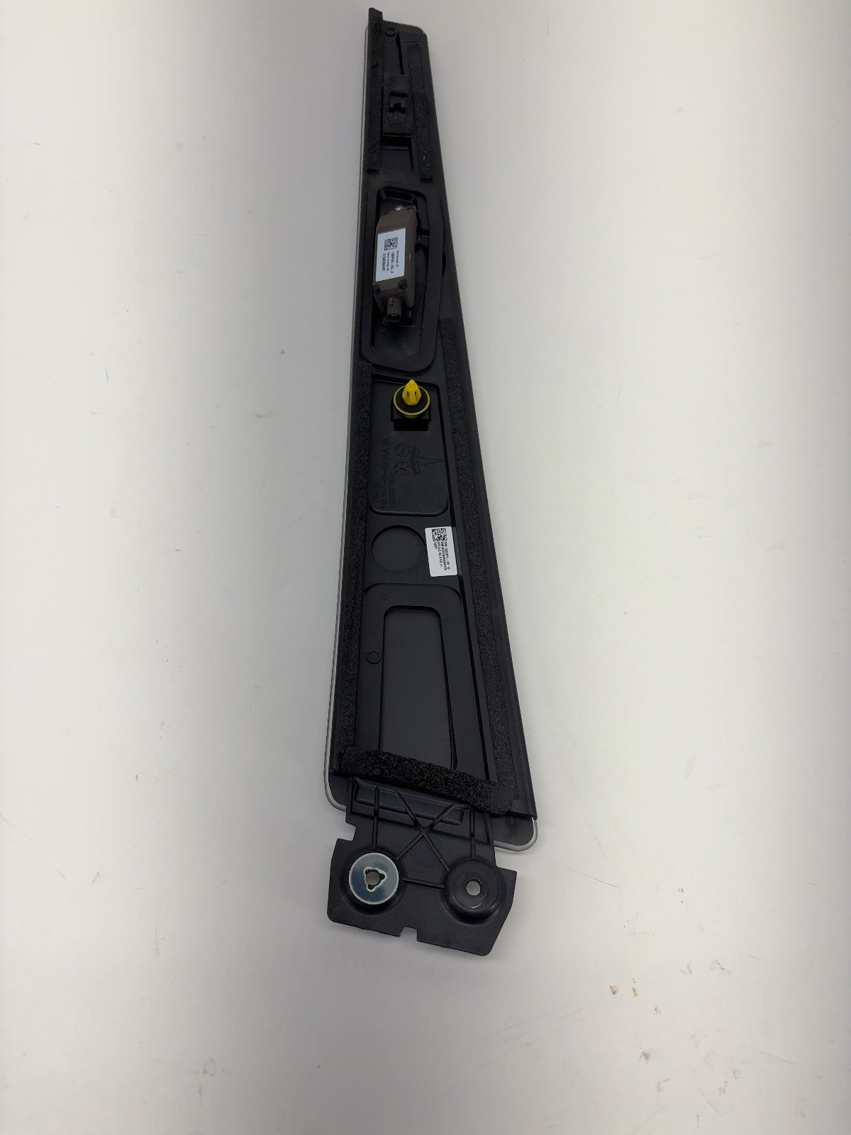 2018 Tesla Model X B Pillar Glass w Camera Left 1092311-98-D