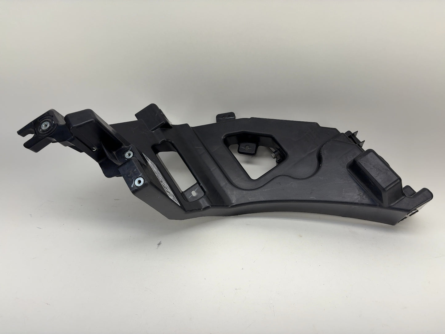 2018 Tesla Model X Headlamp Bracket Left 1043357-00-F