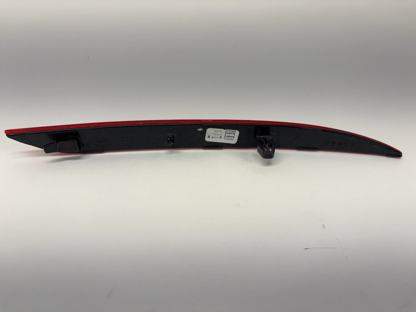 2025 Tesla Model Y Rear Bumper Reflector Left 1800034-00-A