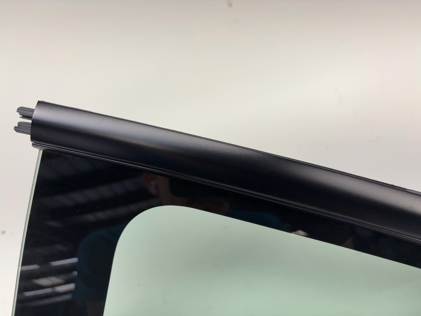 2023 Tesla Model 3 Left Quarter Glass 1514978-01-C