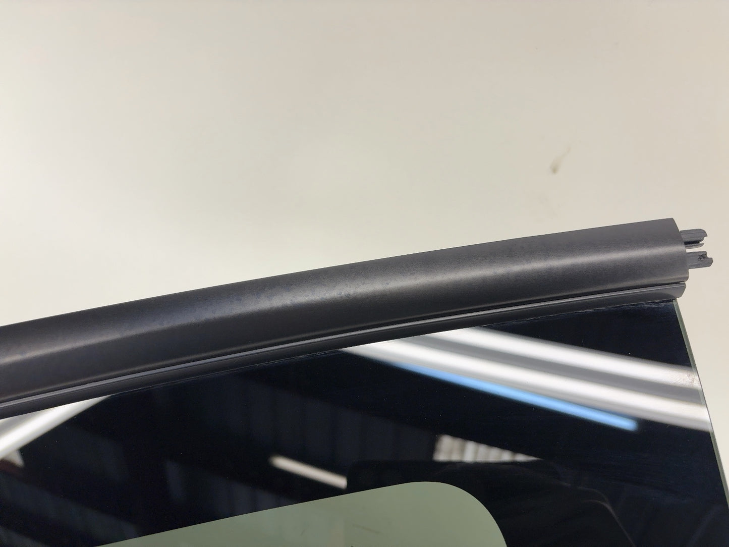 2021 Tesla Model Y Right Quarter Glass 1495741-00-E