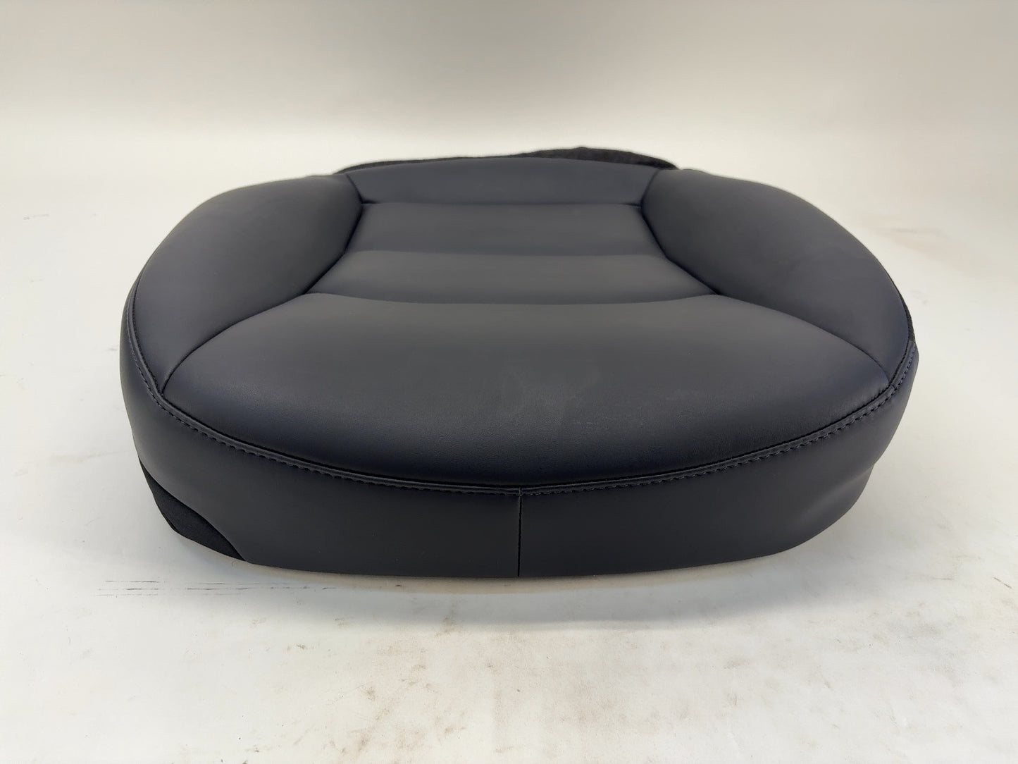 2021-2022 Tesla Model 3 Front Right Passenger Seat Lower Cushion Black 1452936-01-G