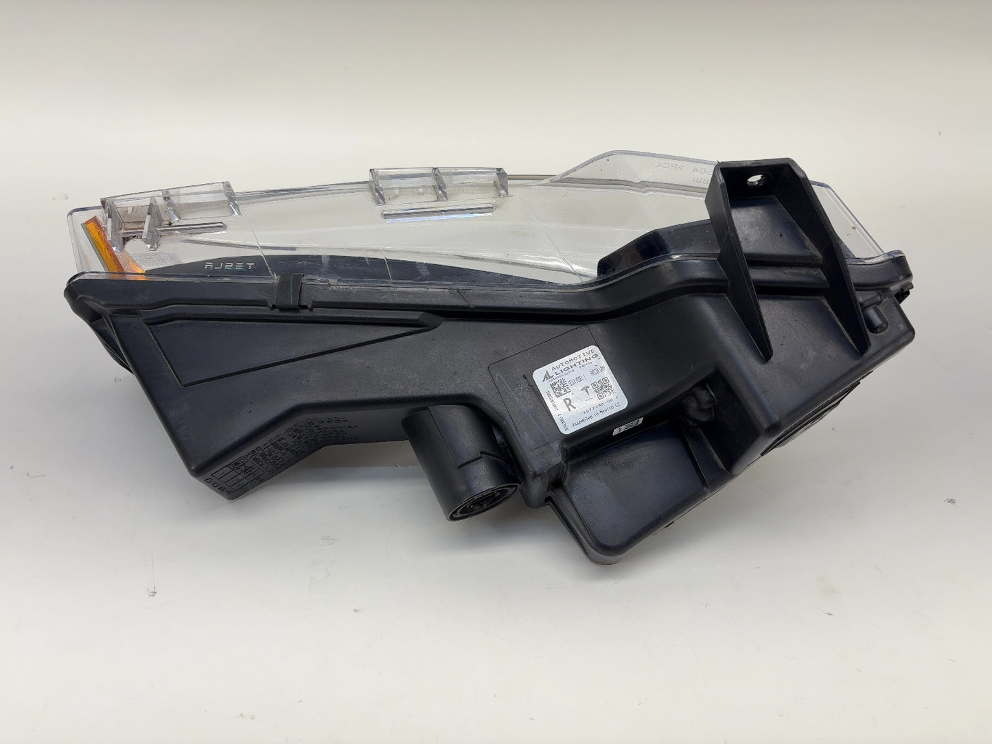 2021 Tesla Model 3 Front Right Fog Lamp Base 1077390-00-F