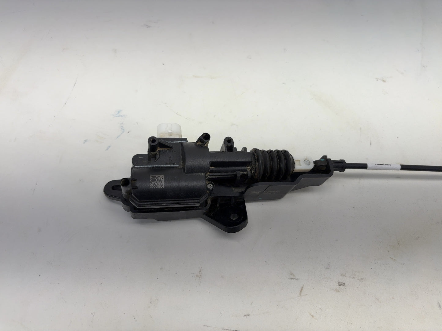 2025 Tesla Model Y Hood Latch With Actuator 1500397-99-G