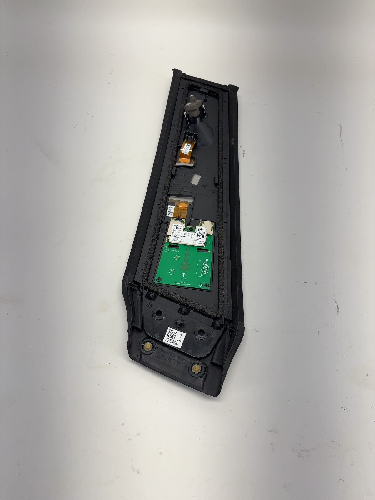 2025 Tesla Model 3 Highland B Pillar Glass With Camera Left 1734275-00-H