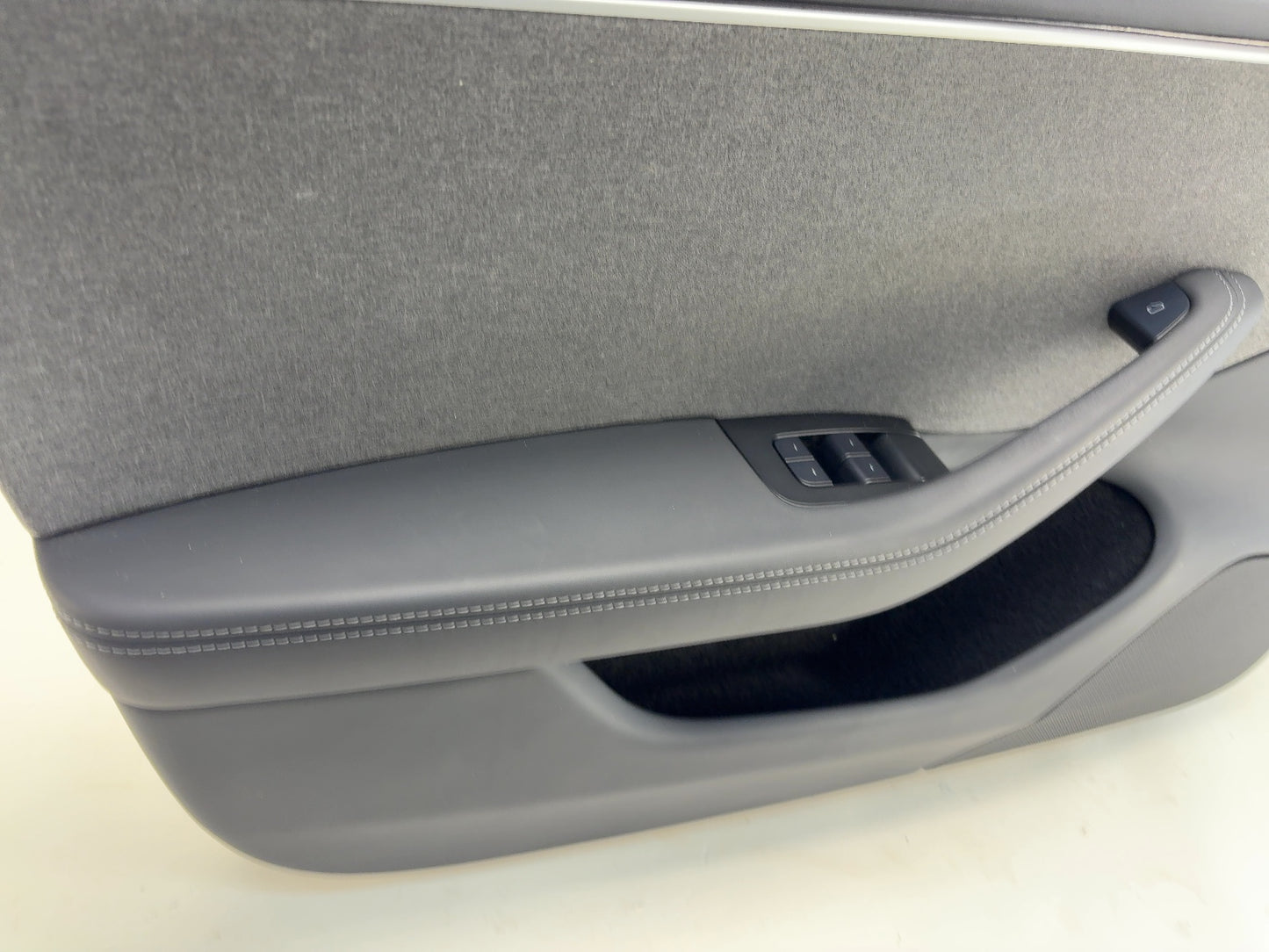 2025 Tesla Model 3 Highland Front Left Door Panel 1776730-20-E