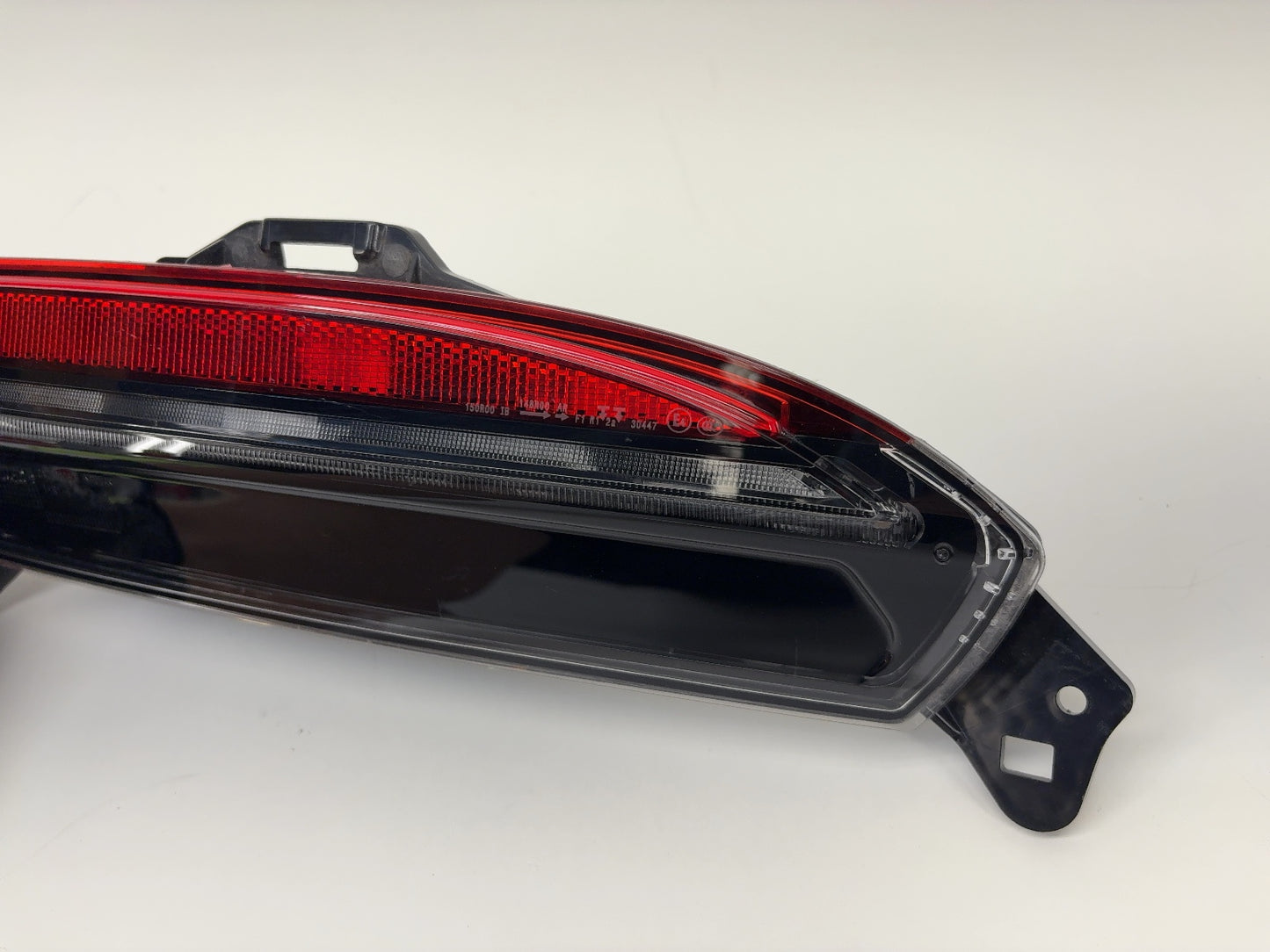2025 Tesla Model 3 Highland Rear Bumper Right Light 1712514-00-E