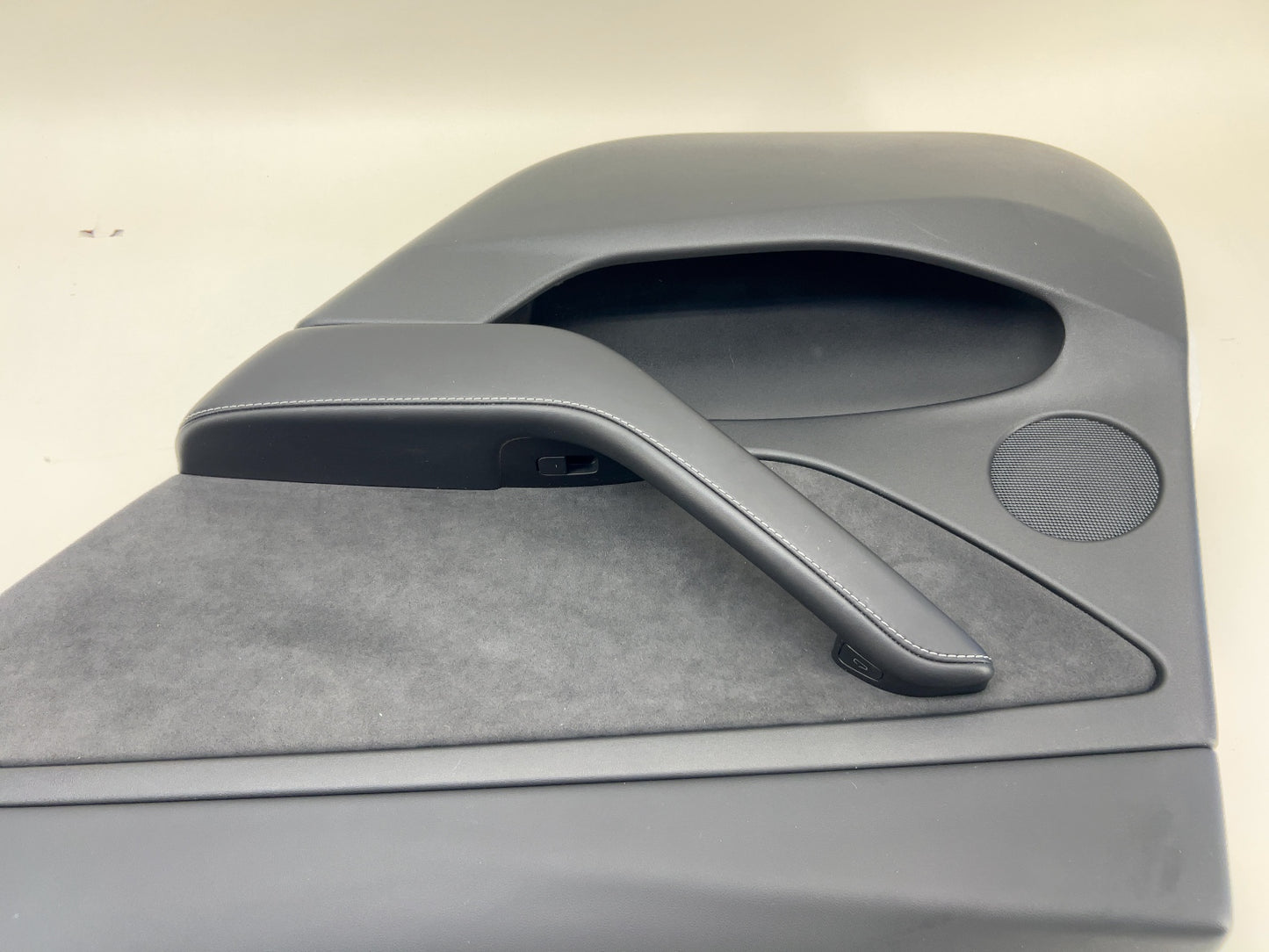 2021-2022 Tesla Model 3 Rear Right Door Panel 1588129-91-B