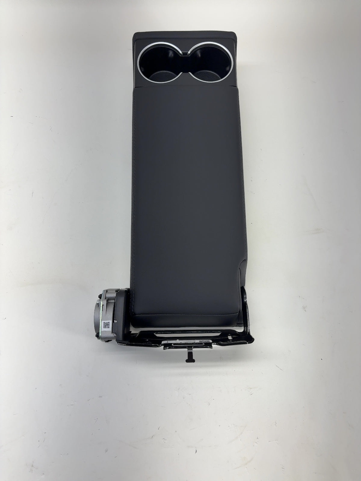 2024 Tesla Model 3 Highland Second Row Armrest 1727805-91-D